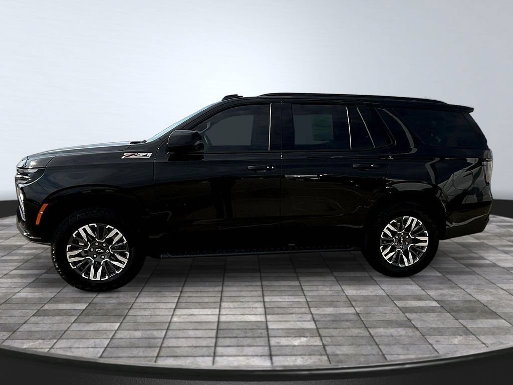 Used 2025 Chevrolet Tahoe Z71 w/ Comfort Package AWD/4WD image 4