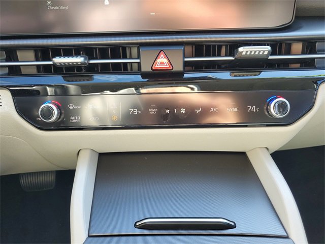 New 2026 Kia Sportage EX w/ EX Panoramic Sunroof Package image 34