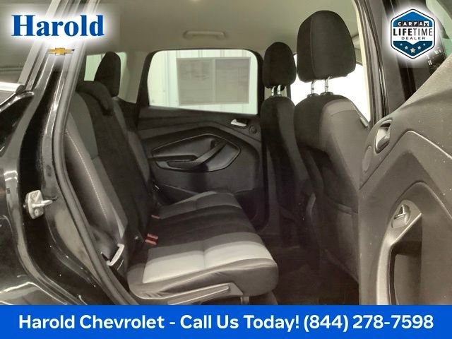 Used 2017 Ford Escape SE w/ Equipment Group 201A image 9