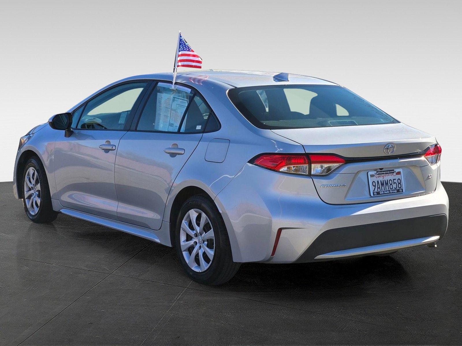 Used 2022 Toyota Corolla LE image 7
