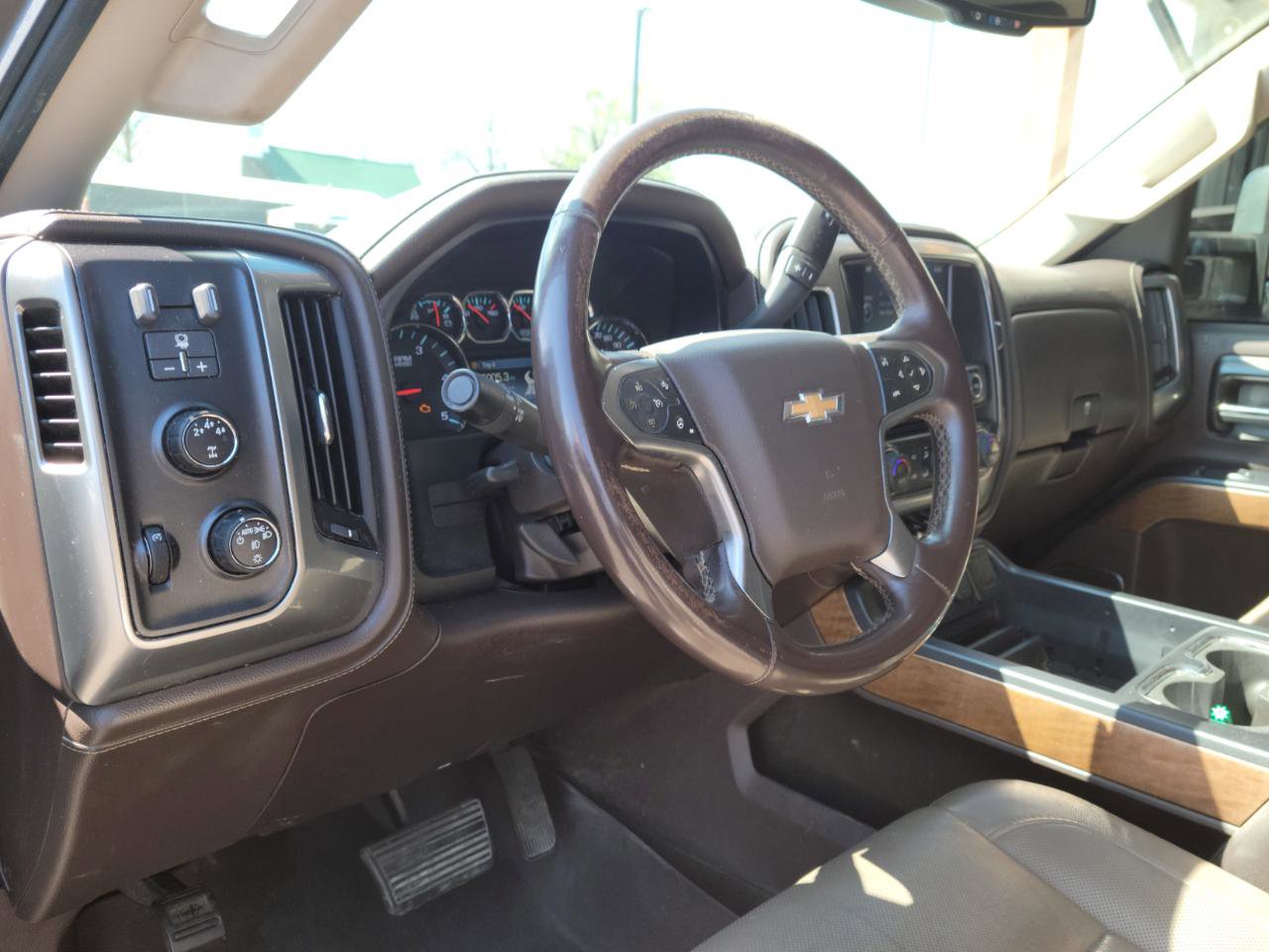 Used 2015 Chevrolet Silverado 3500 LTZ w/ Duramax Plus Package image 9