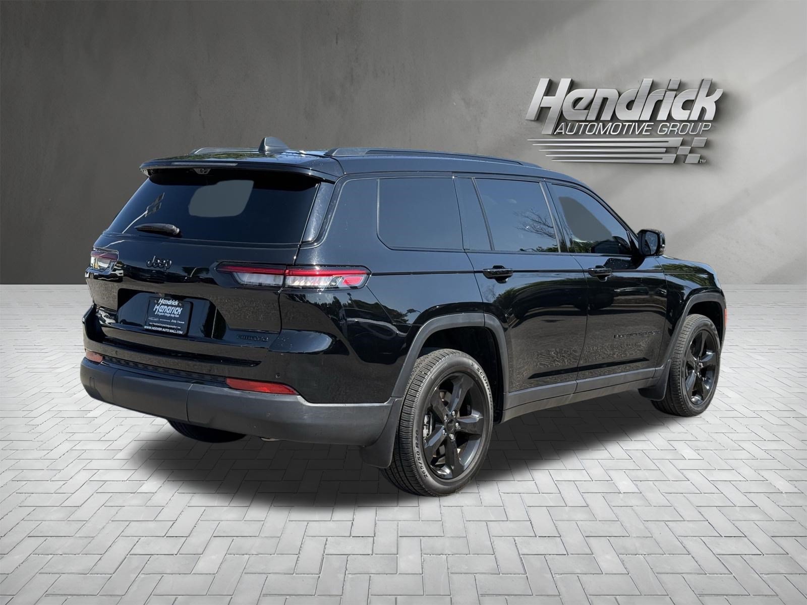 Used 2023 Jeep Grand Cherokee L Limited w/ Luxury Tech Group II AWD/4WD image 10