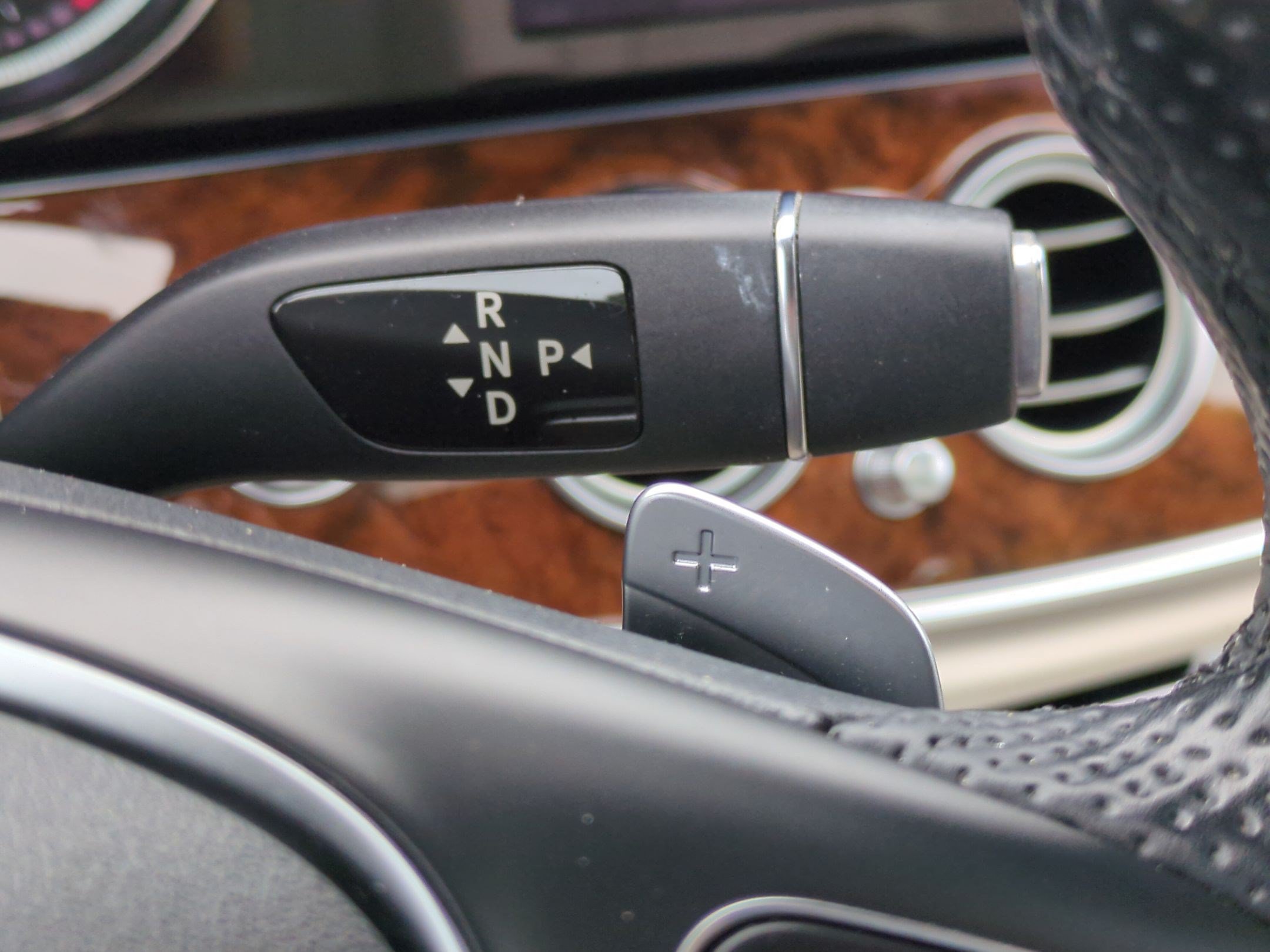 Used 2017 Mercedes-Benz E 300 4MATIC image 27