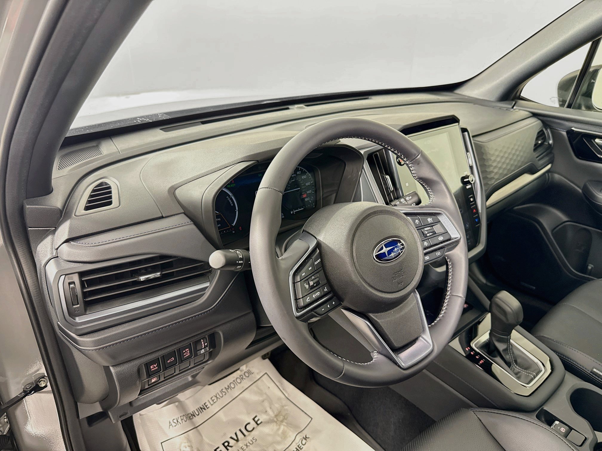 Used 2025 Subaru Forester Limited AWD/4WD image 9
