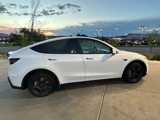 Used 2026 Tesla Model Y Long Range AWD/4WD image 9