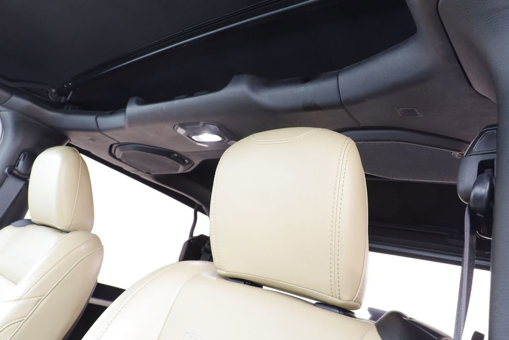 Used 2018 Jeep Wrangler Rubicon image 14