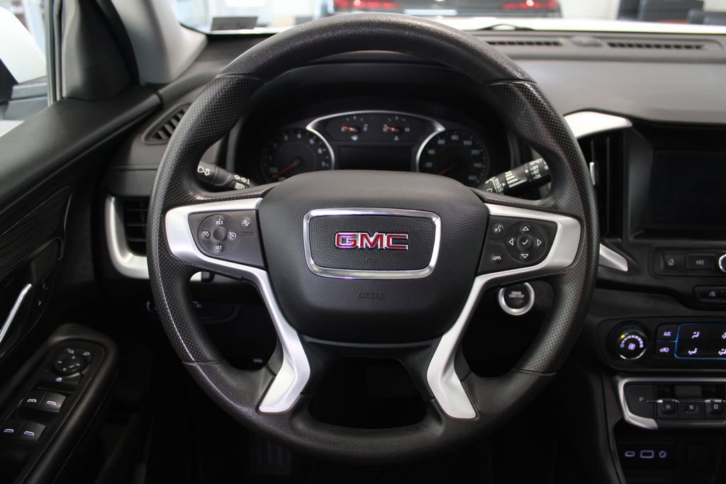 Used 2024 GMC Terrain SLE image 22