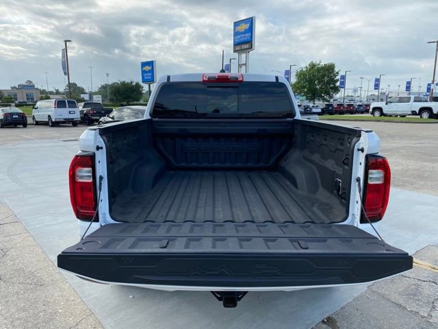 Used 2024 GMC Canyon Denali image 12