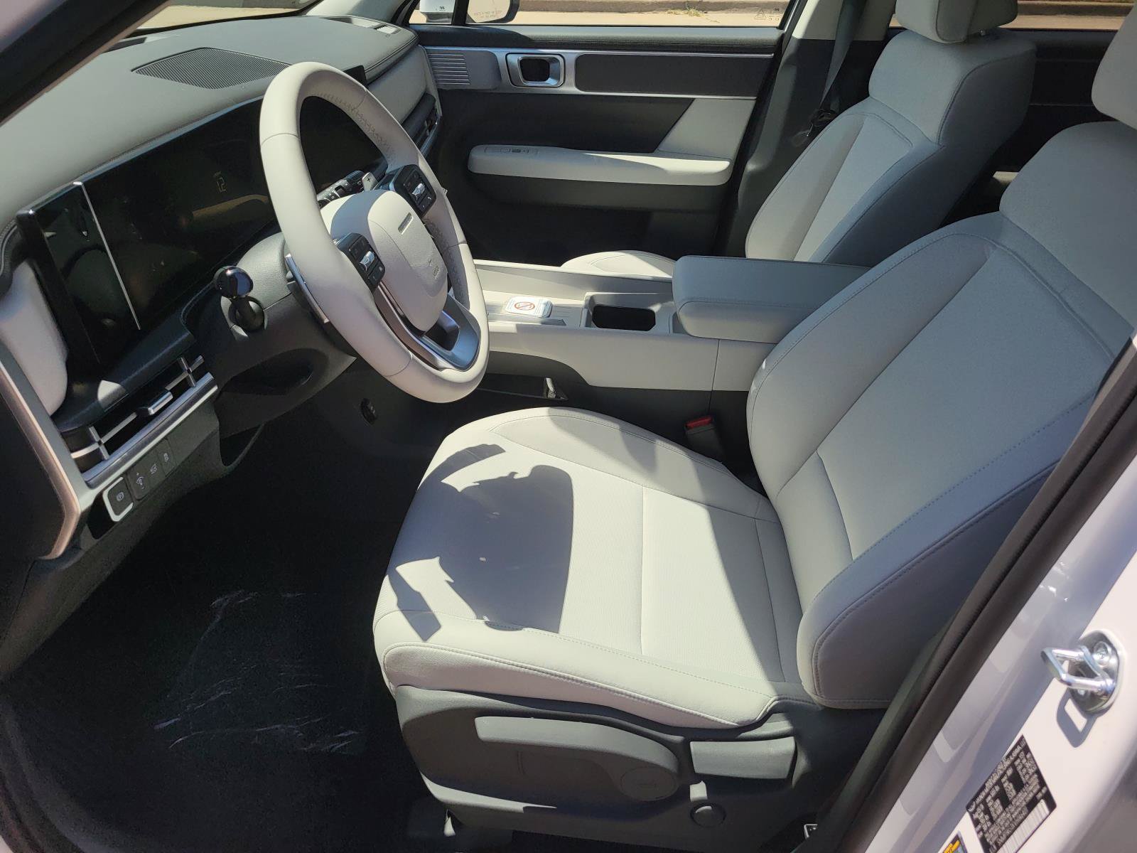 New 2027 Hyundai Santa Fe SE FWD image 15