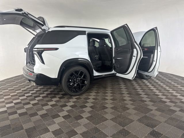 Used 2026 Chevrolet Traverse RS w/ LPO, Floor Liner Package image 16