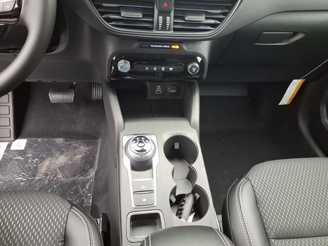 New 2026 Ford Escape SE FWD image 8