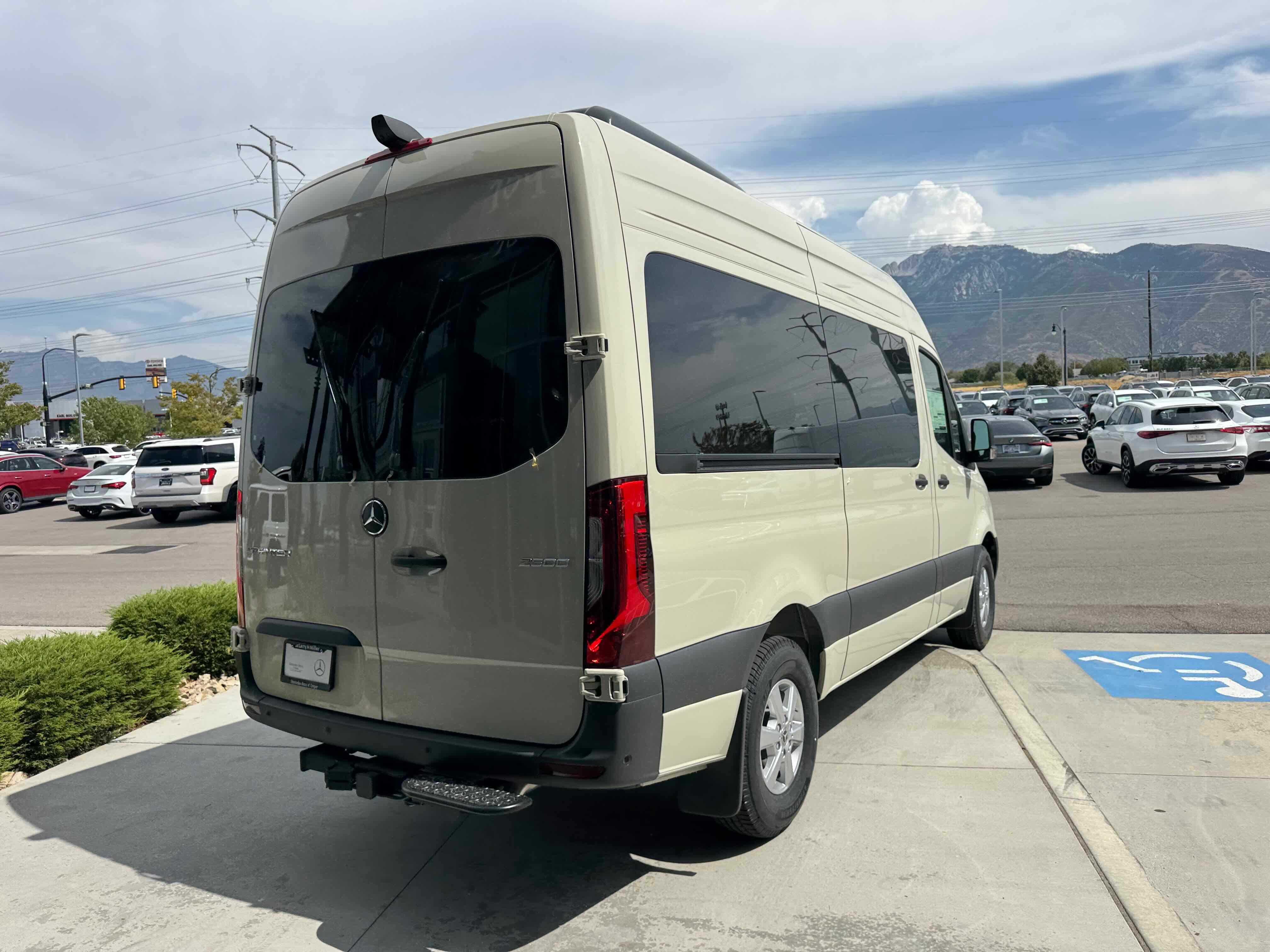 New 2025 Mercedes-Benz Sprinter 2500 image 7