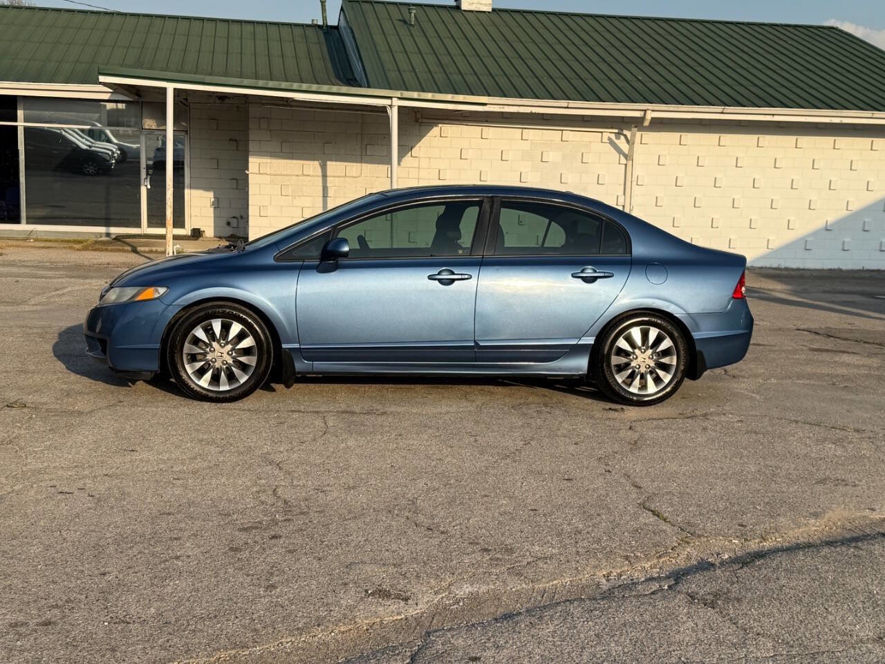 Used 2010 Honda Civic EX-L image 4