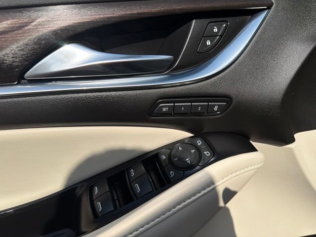 Certified 2024 Buick Enclave Avenir w/ Avenir Technology Package FWD image 25