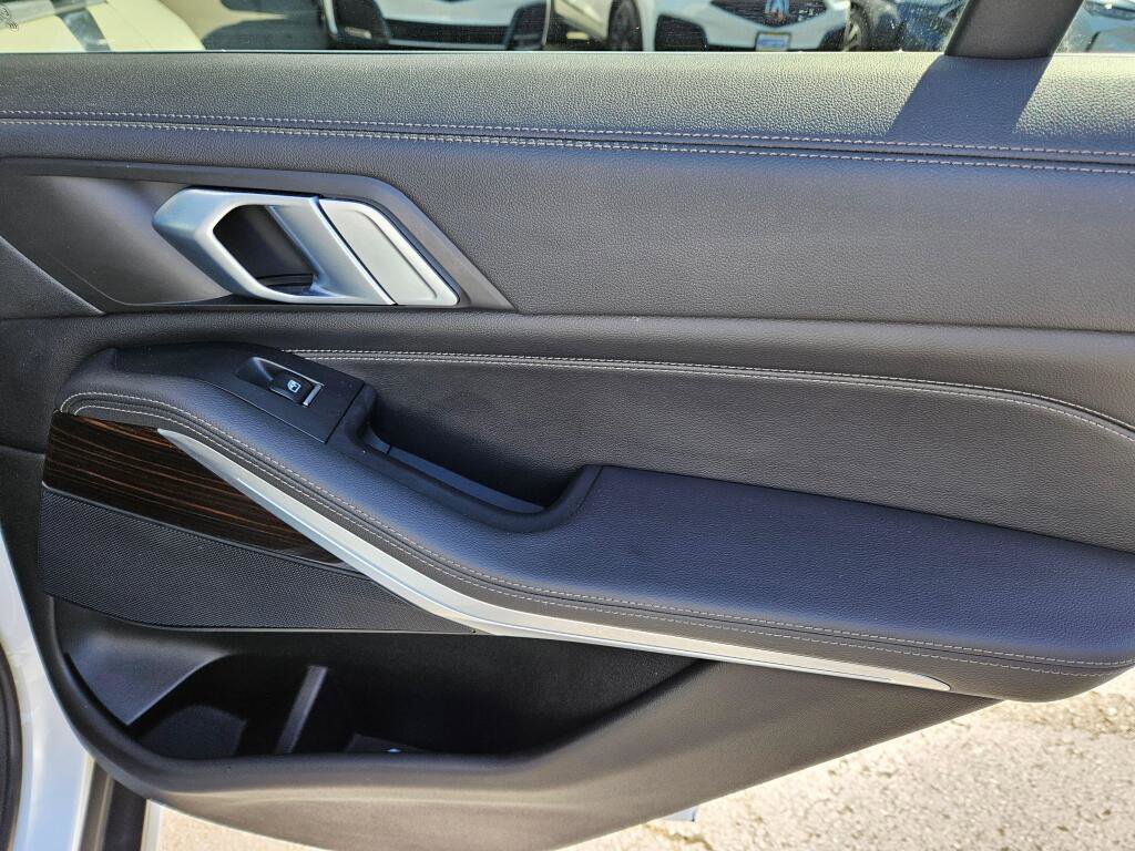 Used 2019 BMW X5 xDrive40i w/ Convenience Package image 16