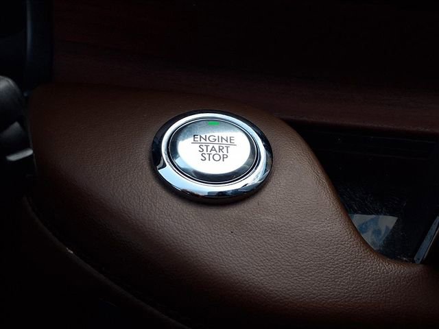 Used 2021 Lincoln Aviator Reserve w/ Equipment Group 202A image 16