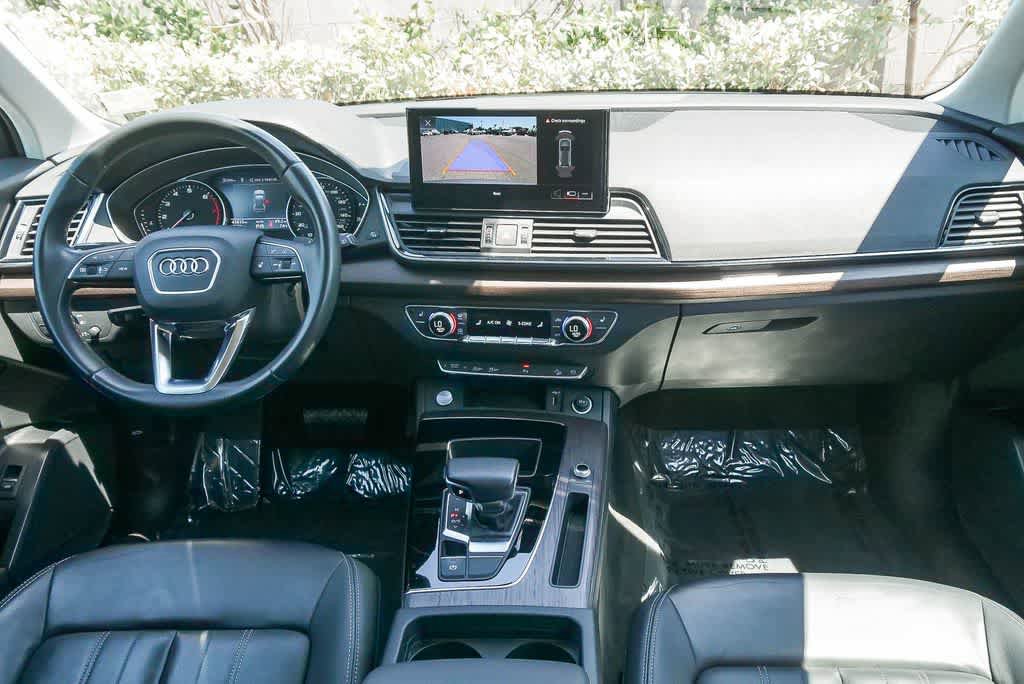 Used 2023 Audi Q5 2.0T Premium w/ Convenience Package AWD/4WD image 12