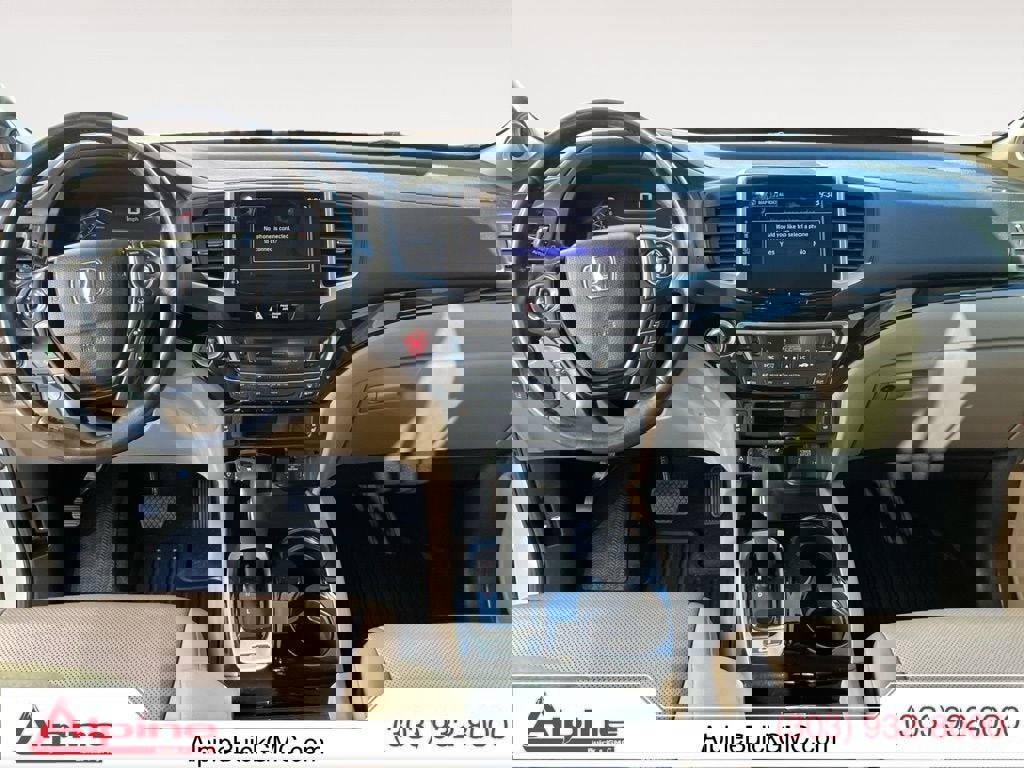 Used 2017 Honda Ridgeline RTL-E image 10