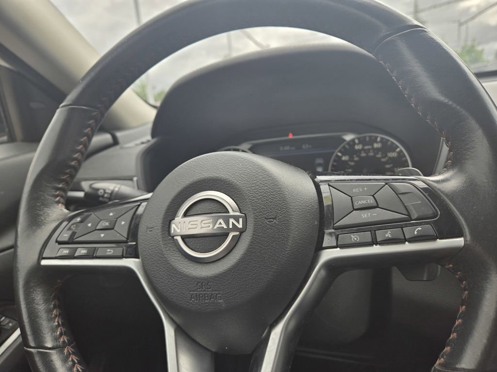 Used 2023 Nissan Altima 2.5 SR w/ SR Premium Package FWD image 18
