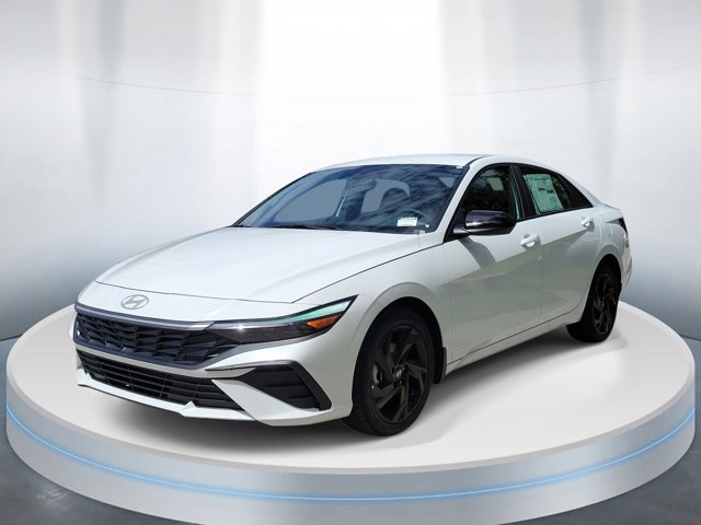 New 2026 Hyundai Elantra Sport FWD image 2