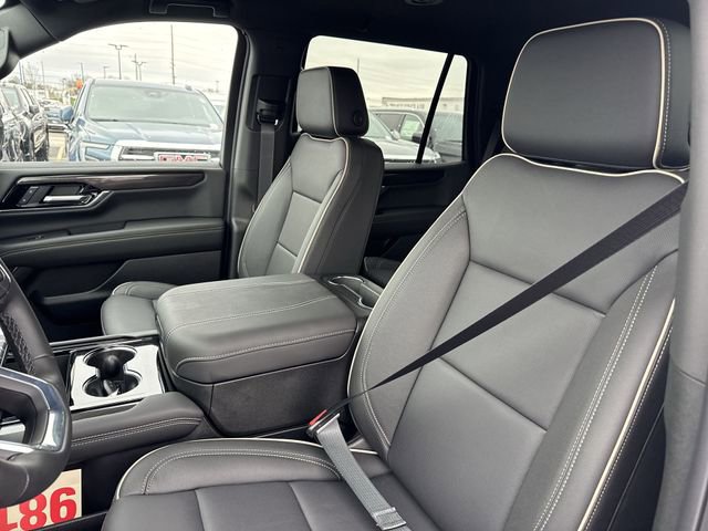 New 2026 GMC Yukon Elevation w/ LPO, Hit The Road Package image 11