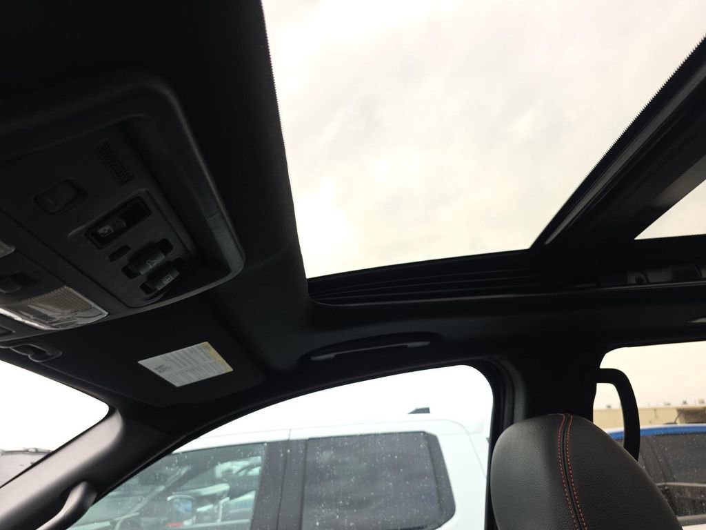 Certified 2024 Nissan Titan PRO-4X w/ Pro-4x Convenience Package image 8