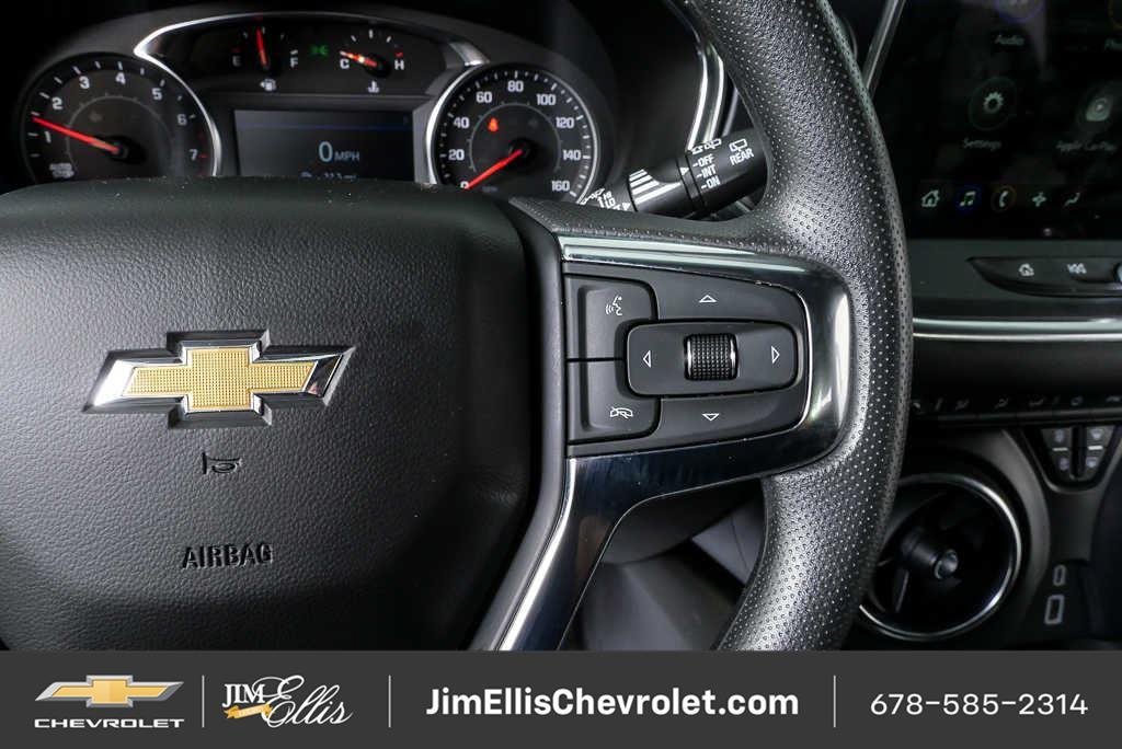 Certified 2025 Chevrolet Blazer LT FWD image 10