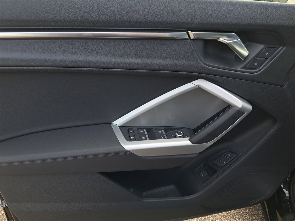 New 2025 Audi Q3 2.0T Premium image 20