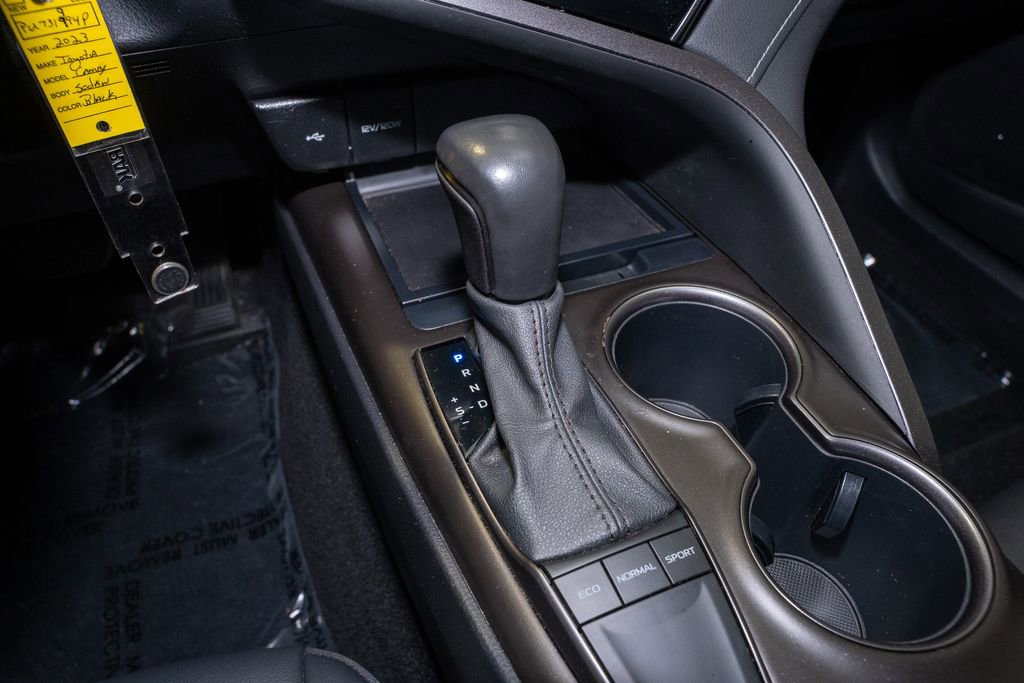 Used 2023 Toyota Camry SE image 15