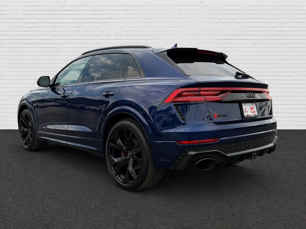 Used 2022 Audi RS Q8 w/ Carbon Optic Package AWD/4WD image 6