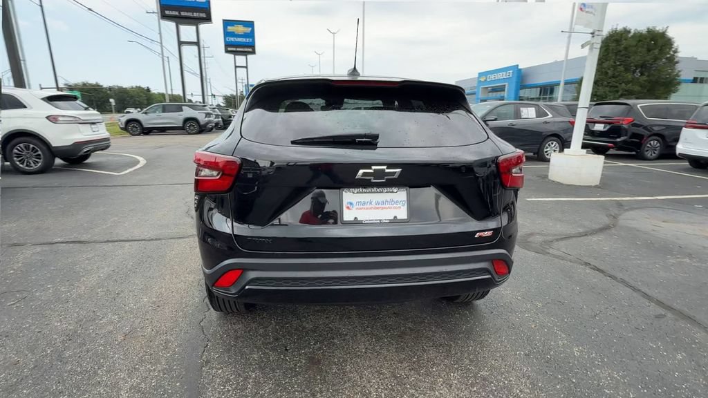 Used 2024 Chevrolet Trax RS w/ Driver Confidence Package FWD image 7