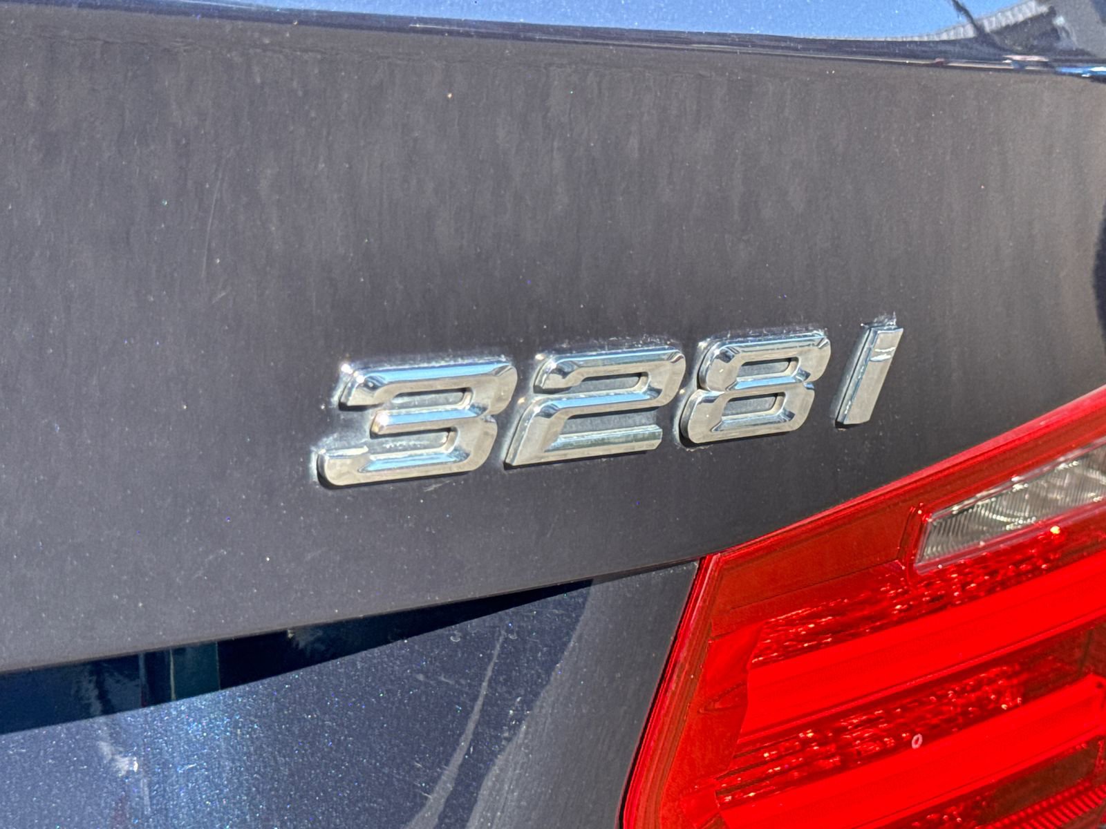 Used 2015 BMW 328i xDrive Wagon AWD/4WD image 9