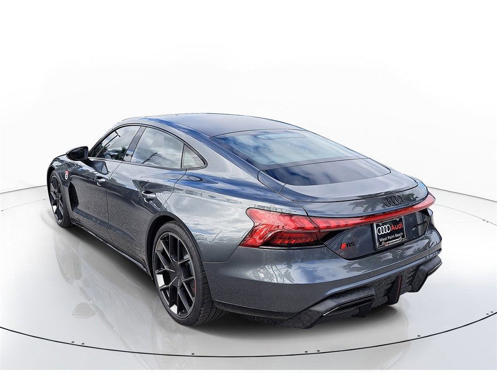 New 2026 Audi RS e-tron GT Base image 3