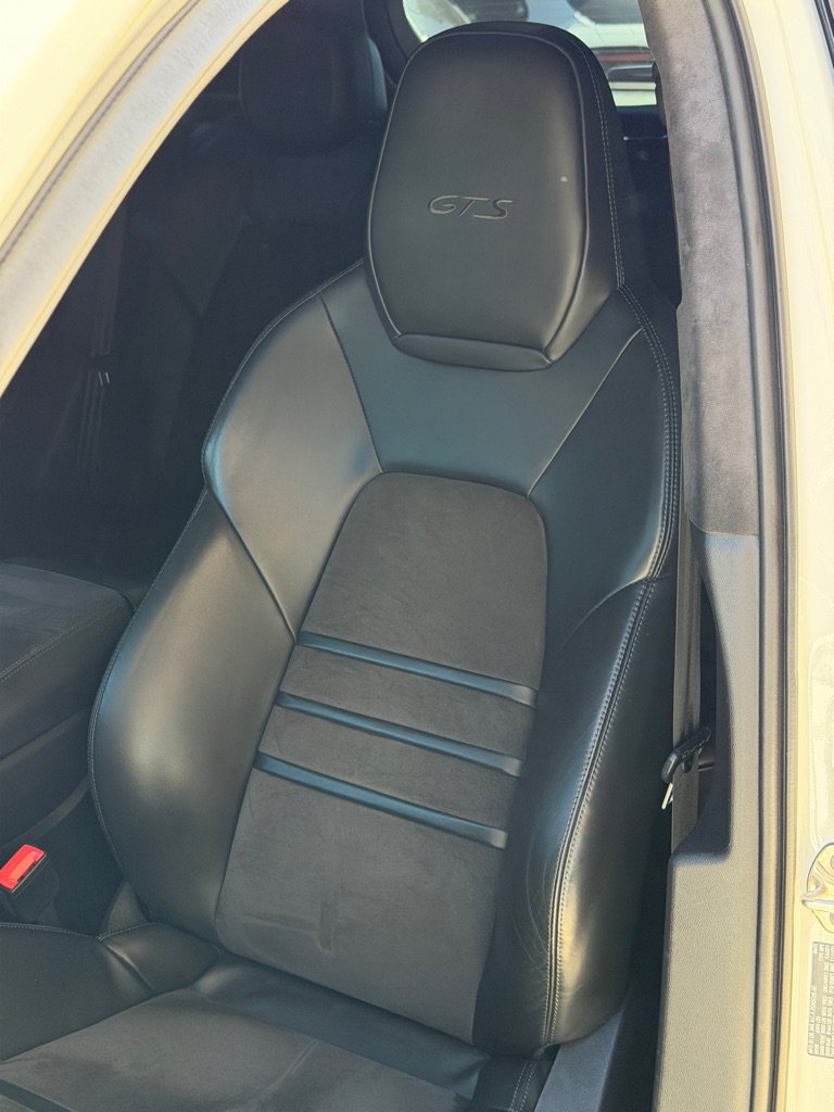 Used 2023 Porsche Cayenne GTS AWD/4WD image 30