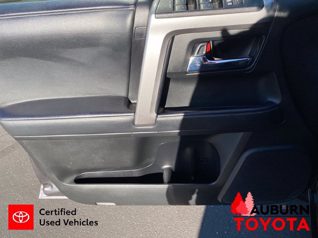 Certified 2021 Toyota 4Runner SR5 AWD/4WD image 10