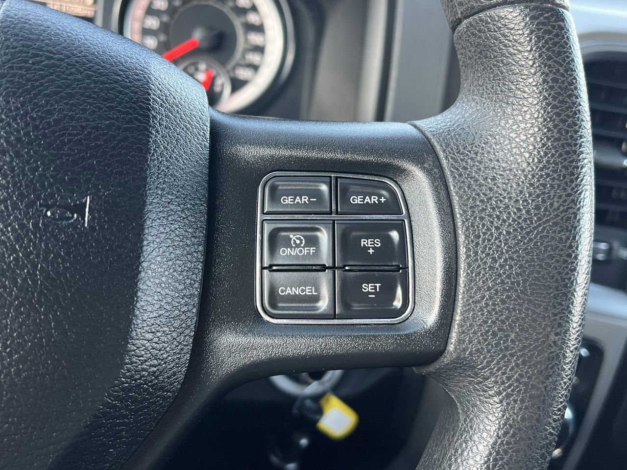 Used 2019 RAM 1500 Classic SLT image 12