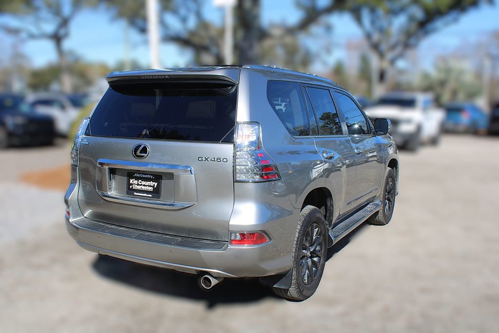 Used 2023 Lexus GX 460 Premium w/ Premium Package image 7