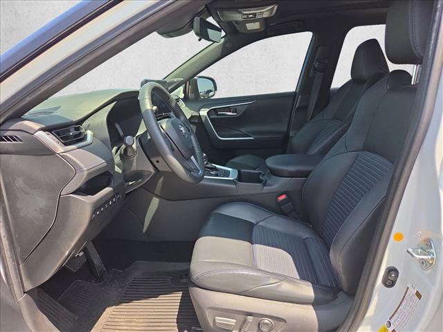 Used 2023 Toyota RAV4 XSE AWD/4WD image 15
