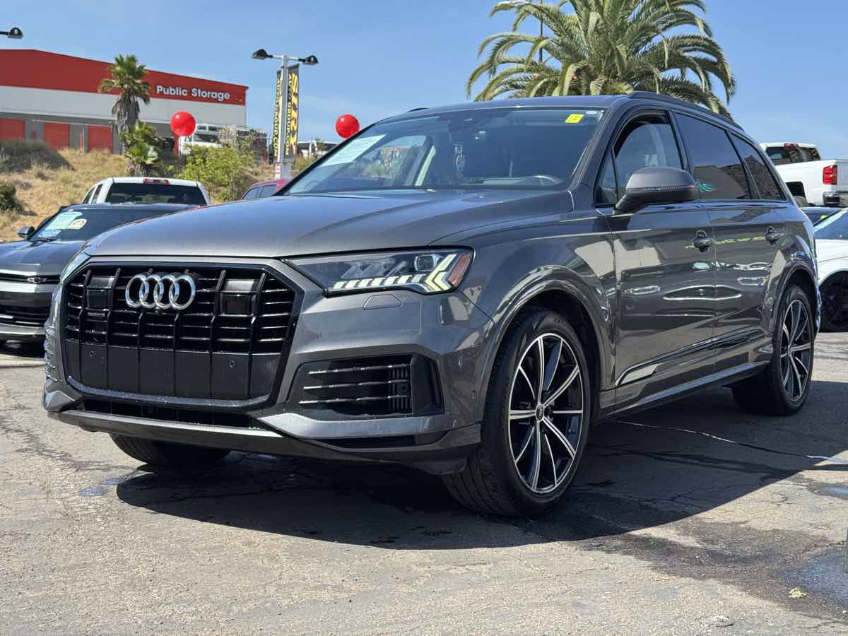 Used 2023 Audi Q7 3.0T Prestige AWD/4WD image 4