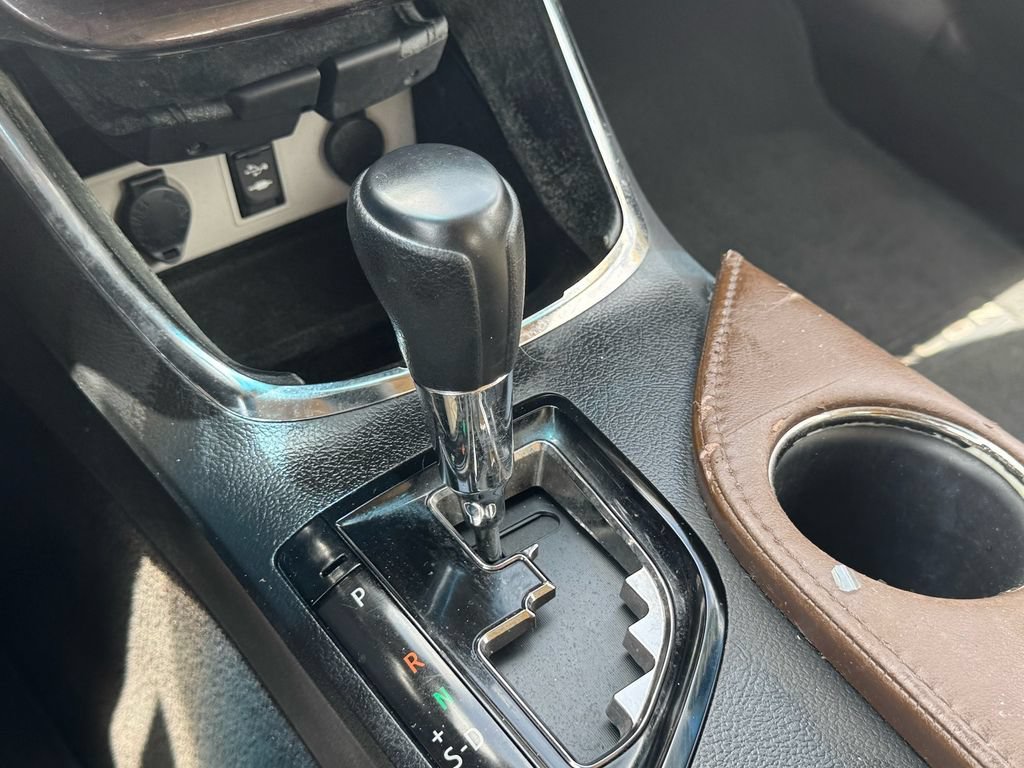 Used 2014 Toyota Avalon XLE Premium FWD image 23