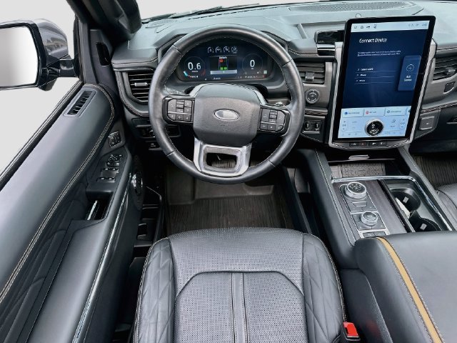 Used 2023 Ford Expedition Platinum AWD/4WD image 25