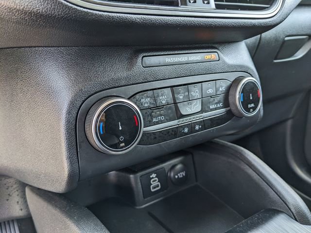 Used 2025 Ford Escape Active image 23