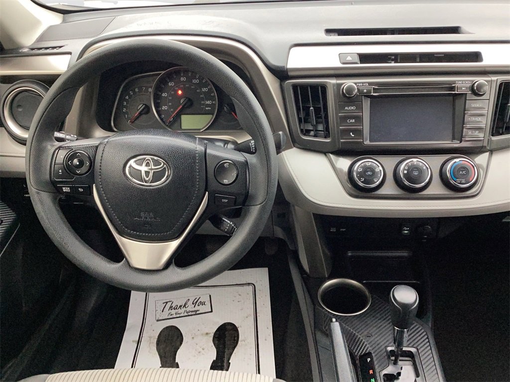 Used 2015 Toyota RAV4 LE image 13