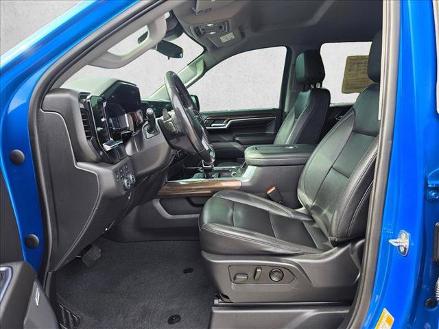 Used 2022 Chevrolet Silverado 1500 RST w/ Convenience Package II AWD/4WD image 21