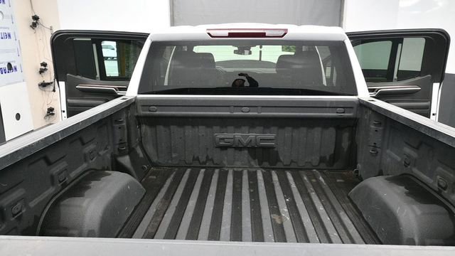 Used 2023 GMC Sierra 1500 Elevation AWD/4WD image 13