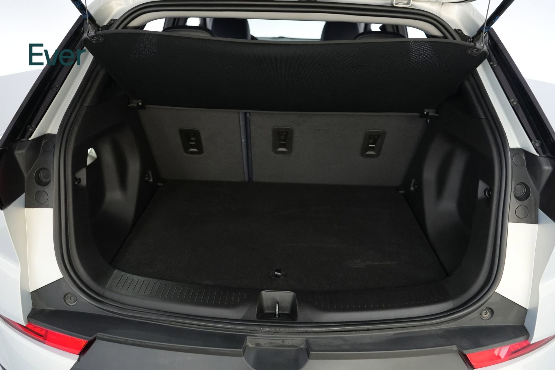 Used 2022 Chevrolet Bolt EUV Premier FWD image 8