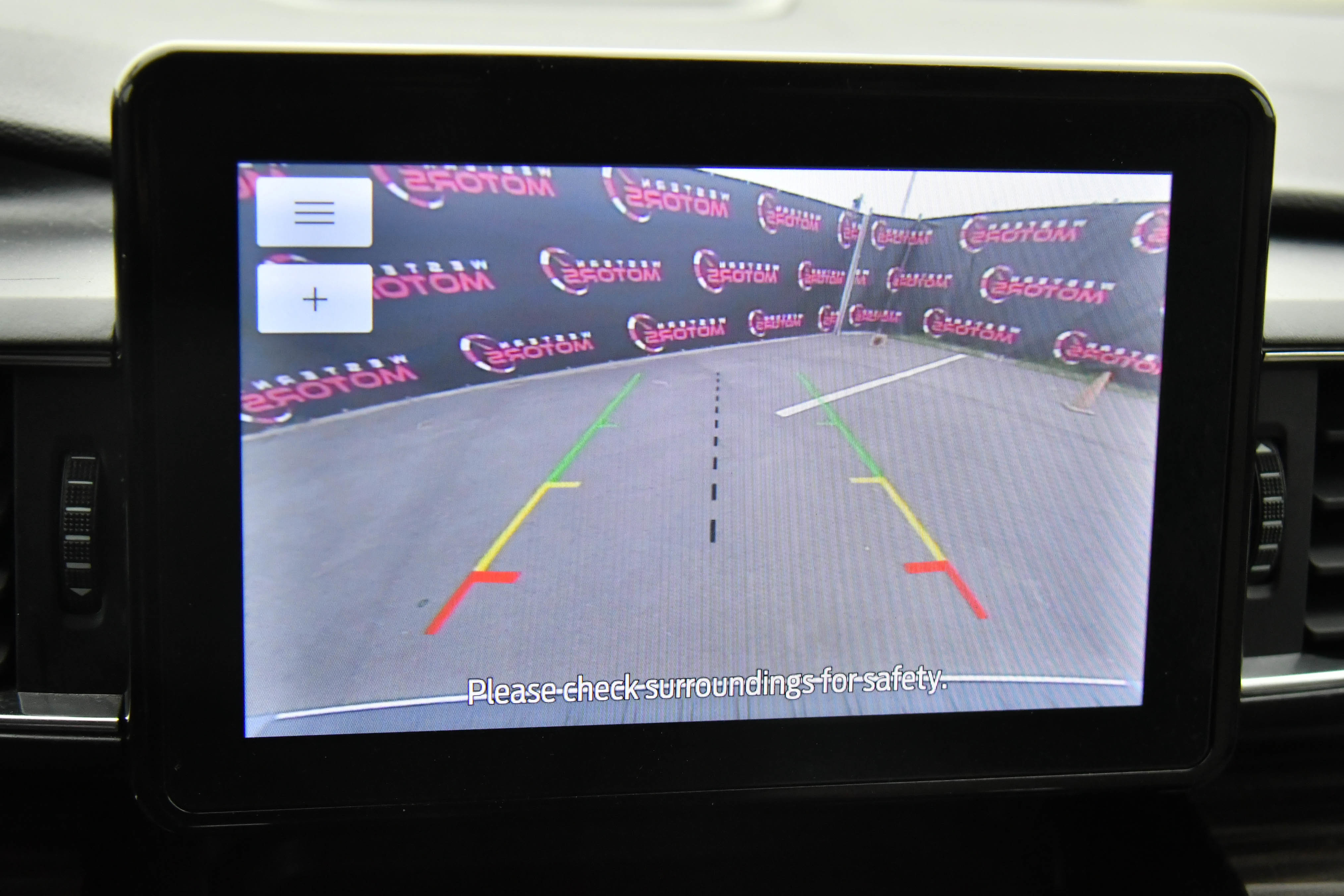 Used 2021 Ford Explorer Limited w/ Equipment Group 301A image 22