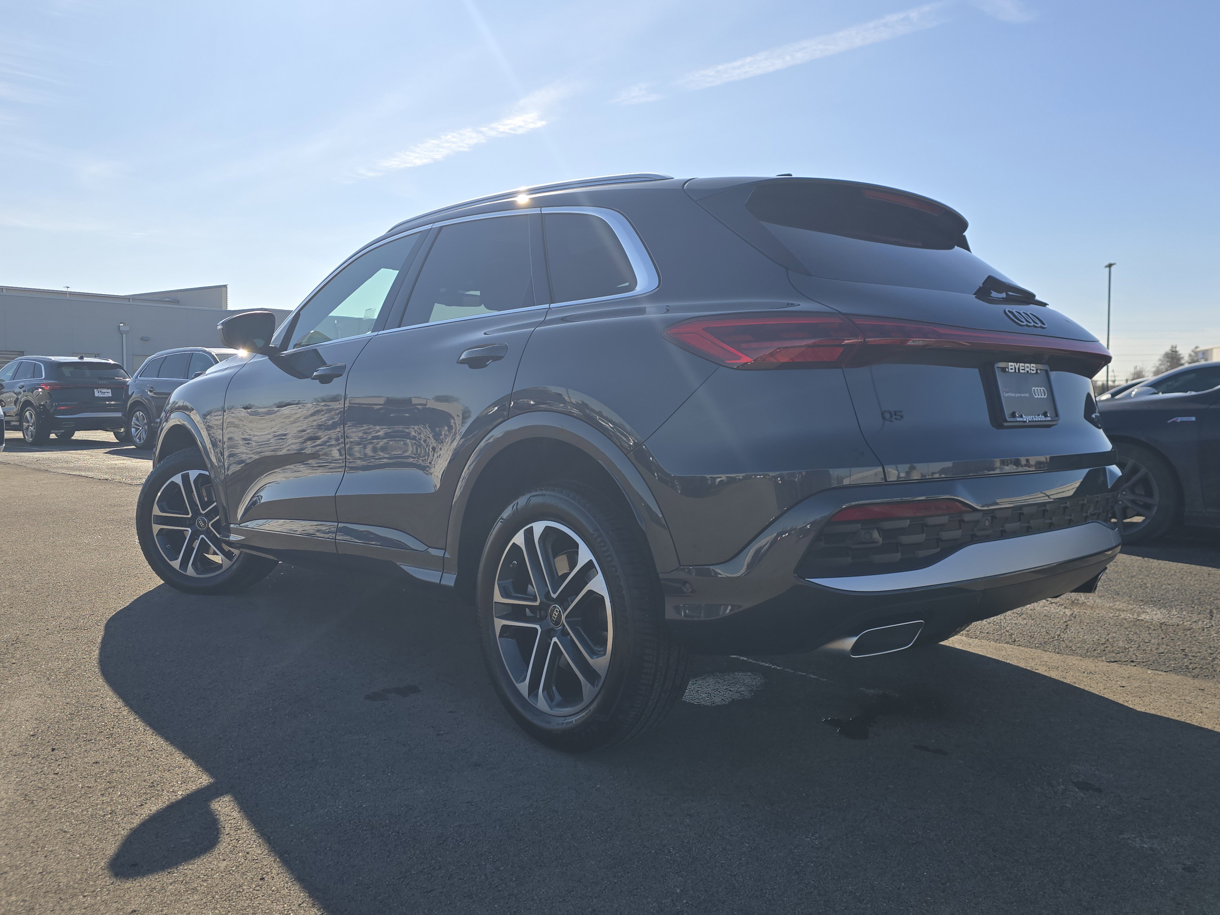 Certified 2025 Audi Q5 Premium w/ Convenience Package image 5