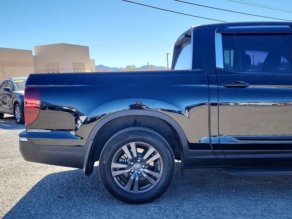 Used 2017 Honda Ridgeline Sport image 5