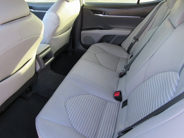 Used 2024 Toyota Camry SE image 8